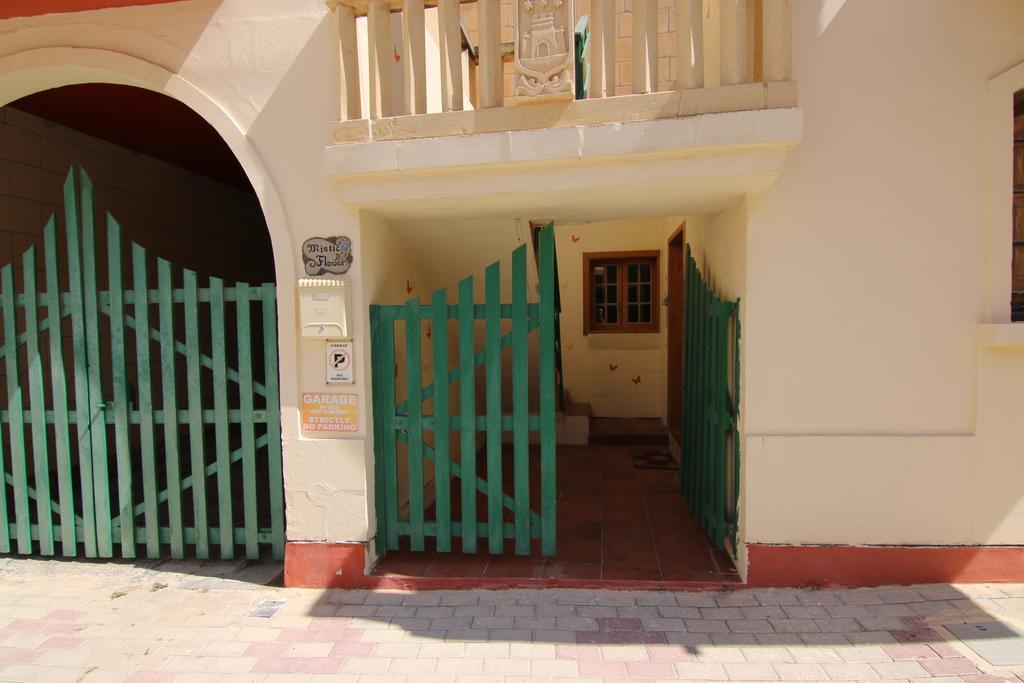 Mystic Flower B&B Birbuba Exterior photo